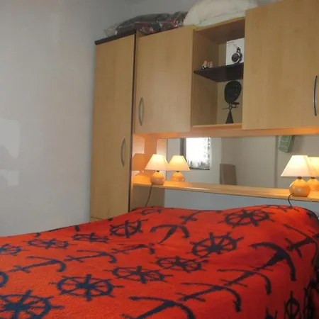 2 Pieces 4 Couchages Port Naturisme Pl010-326 Leucate