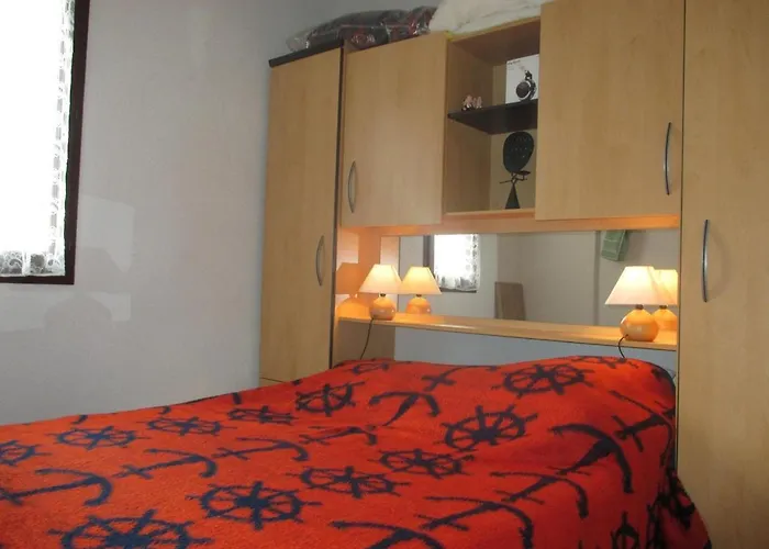 2 Pieces 4 Couchages Port Naturisme Pl010-326 Leucate